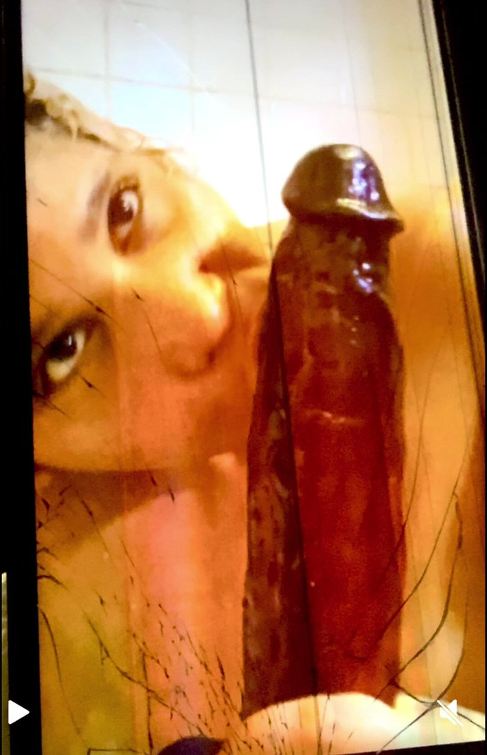 PutiLing: Photos Érotiques Sexy D’une Portoricaine Voluptueuse Sexy Aux Jambes Épaisses Et Au...