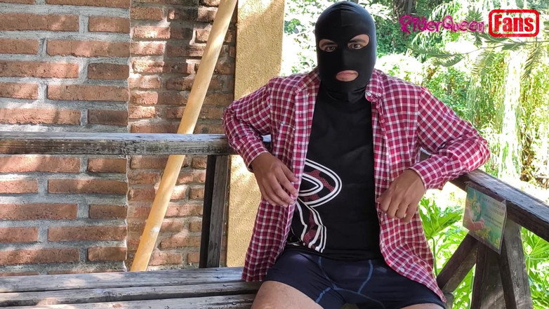 Riderqueen: Šukání venku - Video pro fanoušky