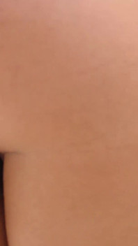 La ninfomane esotica con dei veri knockers 32D è una vera puttana del cazzo così le piace che la sua figa viene trapanata ogni maledetto giorno!