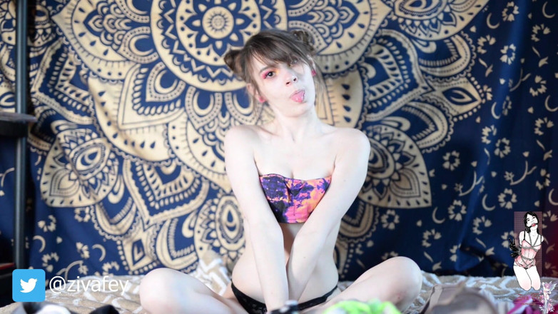Ziva Fey: Ziva Fey - Tries On All Of Her Bras For You