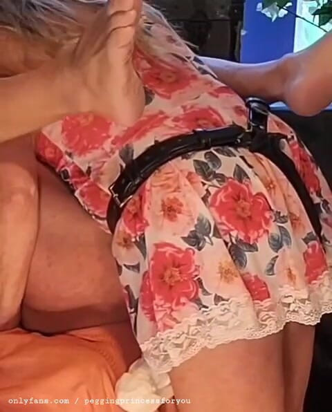 Peggingprincess: Dedilhando Égualut para Anal Pegging com Xxl Dildo Strapon, Alien, com...