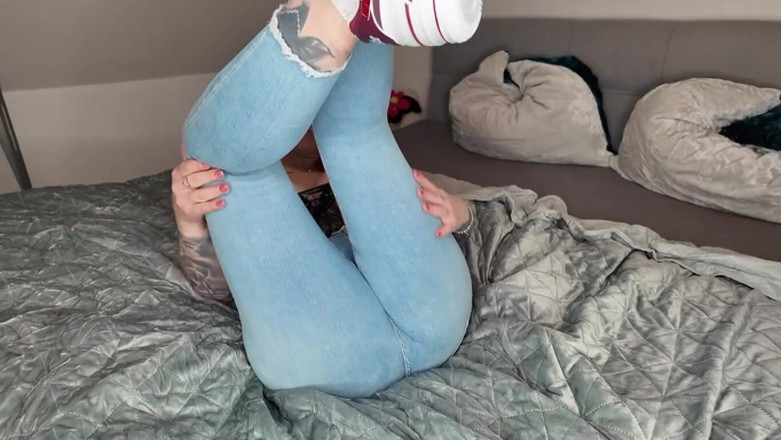 Nina Devil: En Jeans z Air Force 1