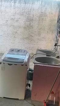 Esposa se fue y la criada no pudo detener mi polla erecta