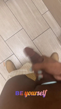 Jerking off @ Dr. Office!