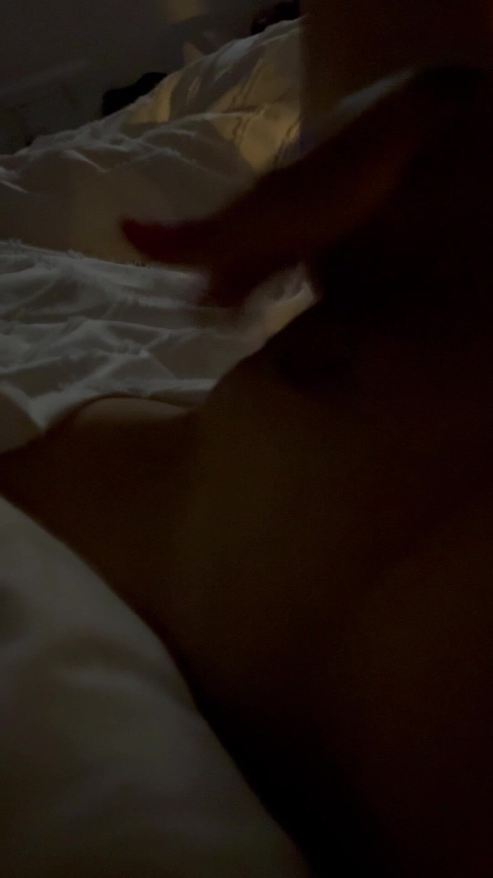 DouceLuxure: Insomnia