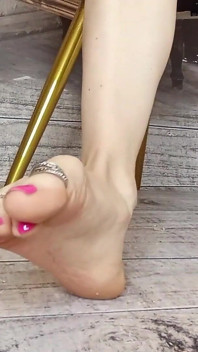 Lady Angela Your Domina Girlfriend Is Wearing Toe Rings - Fetish Foot Tattoo
