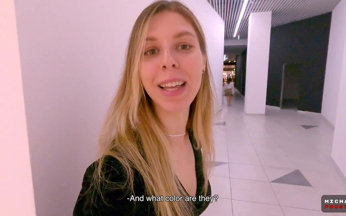 Milfetta: Smůla zlodějka šuká na záchodě v obchodě - riskantní sex - POV