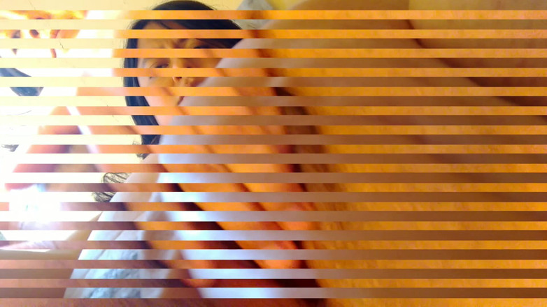 Oriane_Suck_Roses: Ich masturbierte vor der webcam für meinen ex-freund, er hat...
