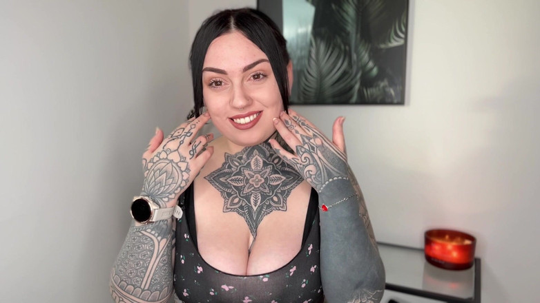 Miss Valentina: Не трахающаяся женушка