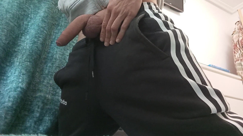 Elvissc: Ik keerde terug naar huis en mijn rijke pik kwam...