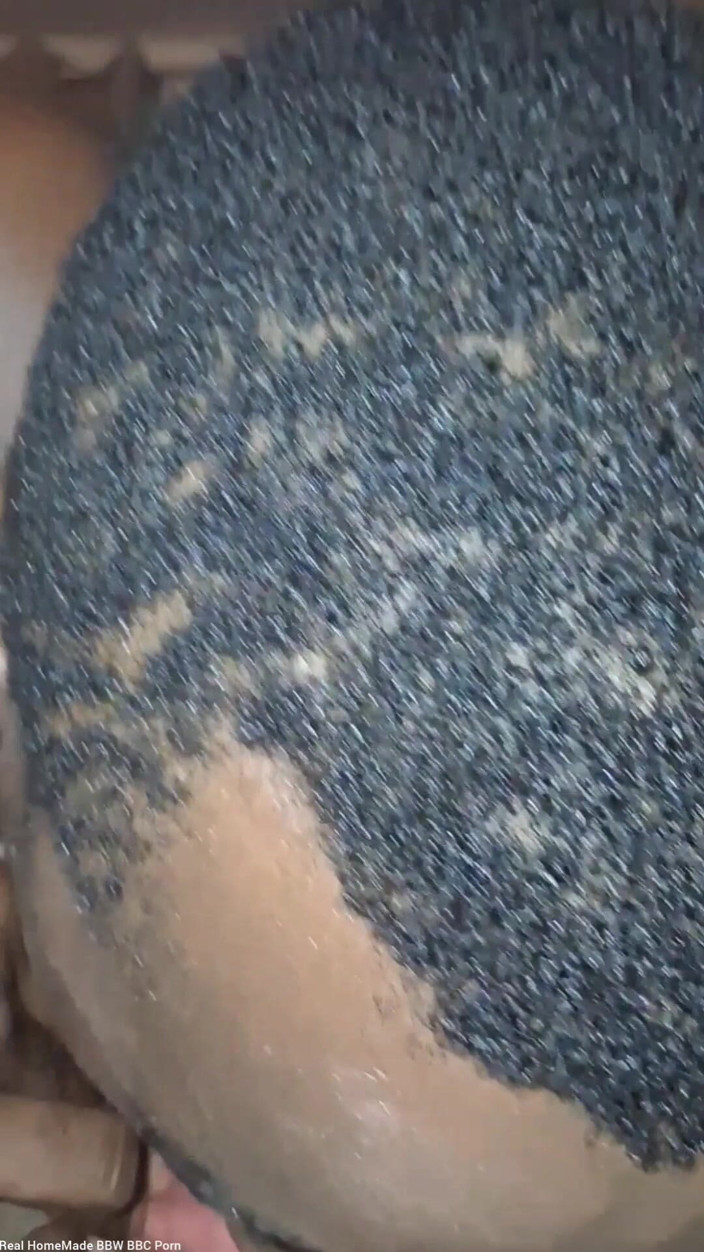 Real homemade BBW BBC porn: Increíble intenso orgasmo gritando mi marido con clítoris lamiendo la...