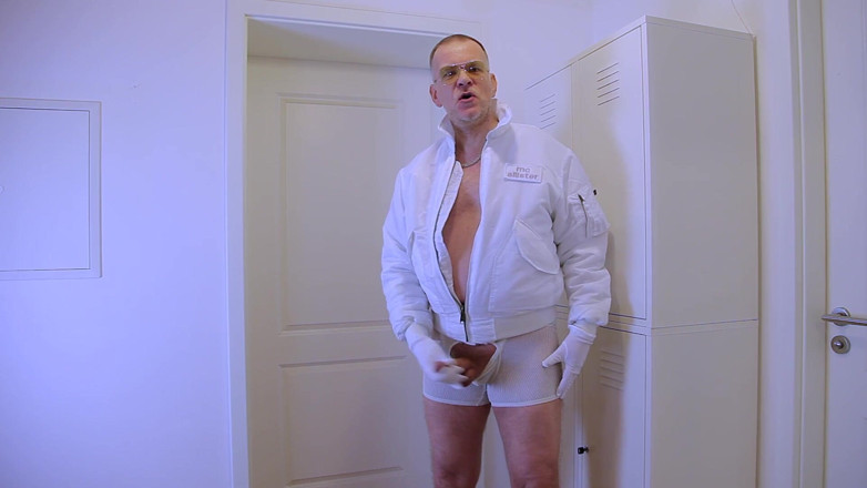 GERMANE_XL: Alpha da trắng hunk Berlin 9