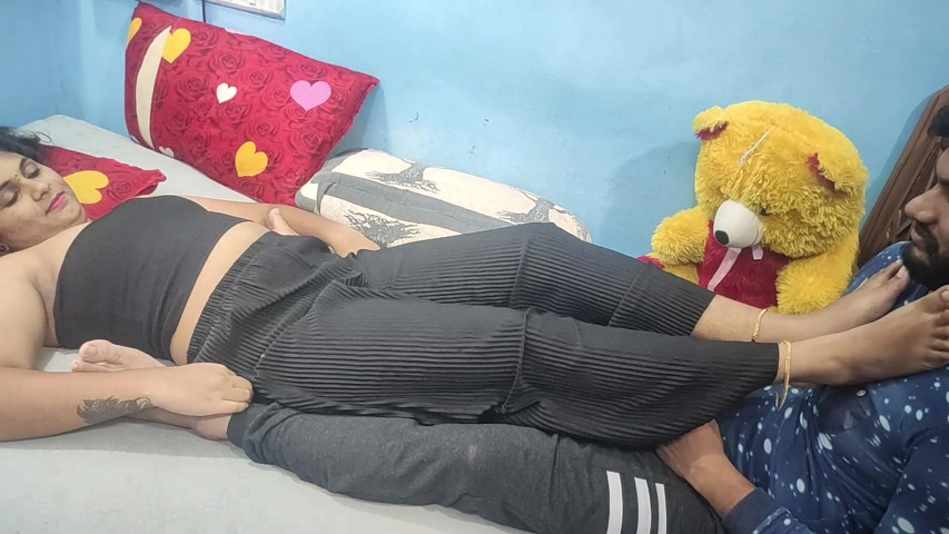 Chest Trample (Vaigavarun Feet romance)