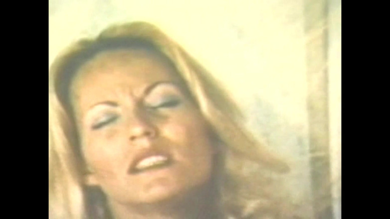 Vintage Megastore Full hd: Сека — пристрасна дівчина