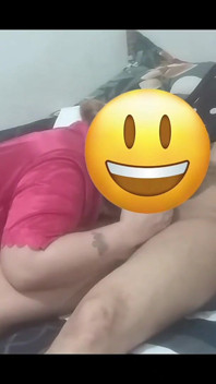 Blowjob yang sangat basah daripada isteri anda
