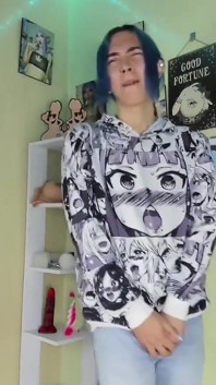 Můj nevlastní otec mě potrestá, zoufalství pro čůrání