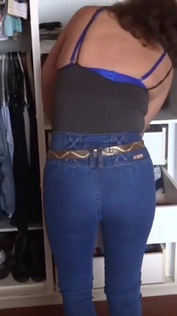 Stepson Can't Stand Seeing My Ass in Jeans and We End up Having Sex, Fucking and Cumming in My Pussy