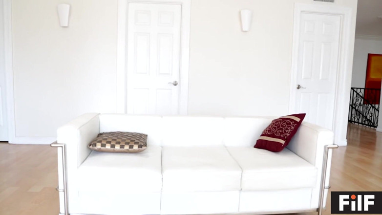 FILF - Father I'd Like To Fuck: リア・ゴッティは彼女の十代の猫が解決します