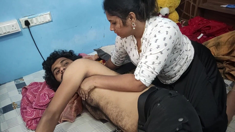 Vaishnavysharunraj: Üvey kız kardeşle yatak odasında uzun dudak kilidi