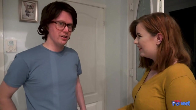 Nerd Pervert: Millie Santoro i Caitlyn Smith - Obrzeże dziwki