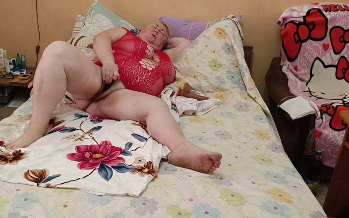 Zona901: Duża cipka macochy potrzebuje dużego dildo