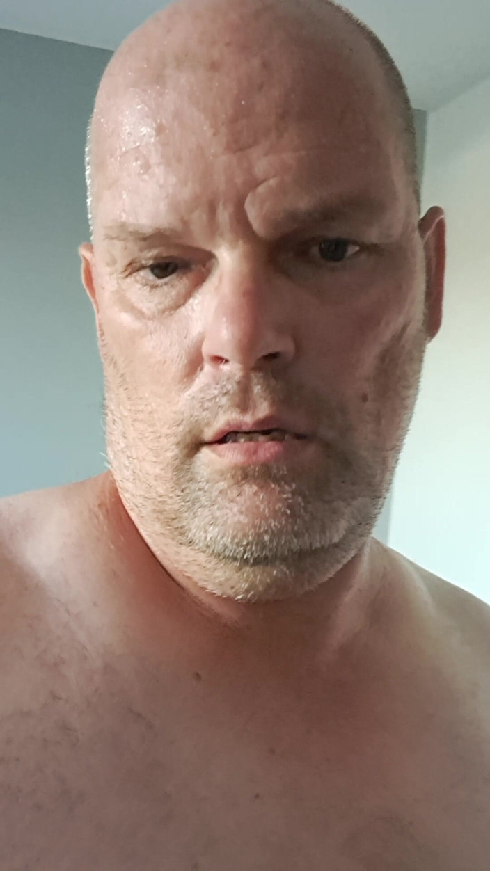 Fickspecht: Hot, Just Too Hot, Like the Bitch