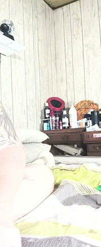 あの大きな棒を彼女の小さな尻穴に突き刺す時だ