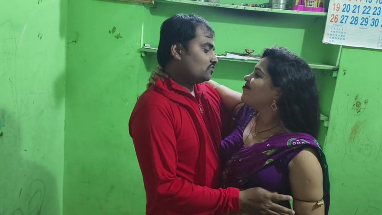 Sona bhabhi: Nya Odia hemmafru het romantik och hardcore knullad av Rahul (odia...