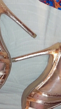 Selena's Feet Worship and Posing in Heels