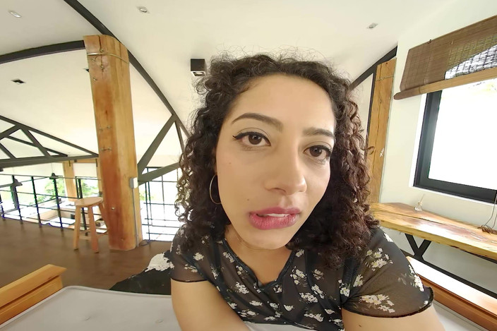 VR Latina: My Ass Brings the Boys