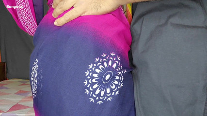 Riya Bonguus: Ošukal mě soused kluk, kouří manžela, část 2