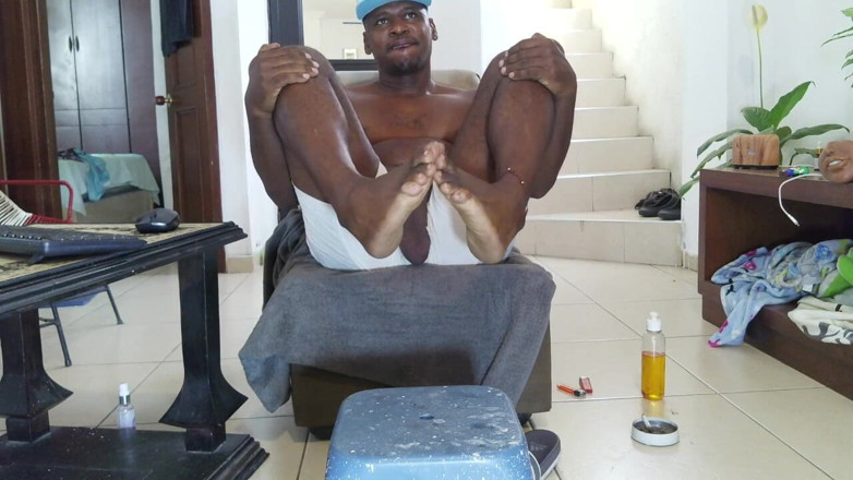 Manblackbigcock: Kaki Hitam