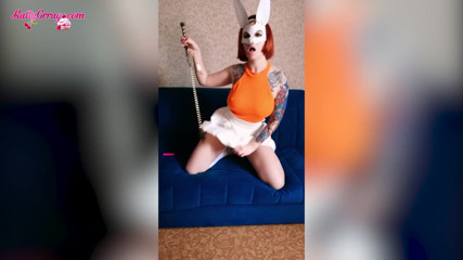 Katty Grray: Incredibly sexy bunny fondles herself and bring to orgasm with...