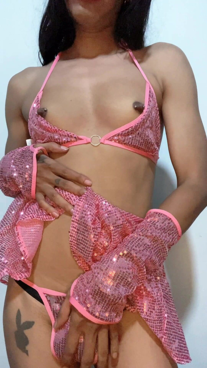 Lilly Rosh: 贞笼里的