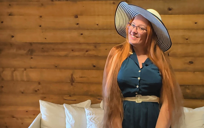 RedQueen: Ankleiden für den Tag, necken - Von der classic Foundation Wear...