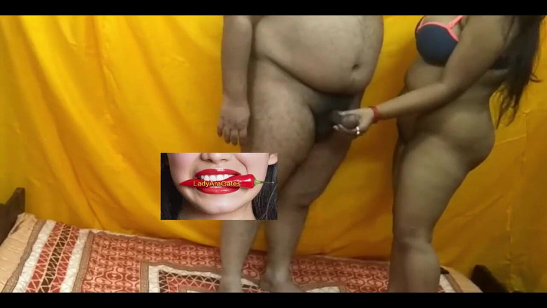 Hotty Jiya Sharmaa: Video rekaman seks unik gadis india lagi asik di luar...