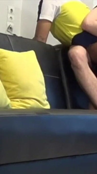 Fabien vögelt einen jungen Jungen mit gemischtrassiger Herkunft