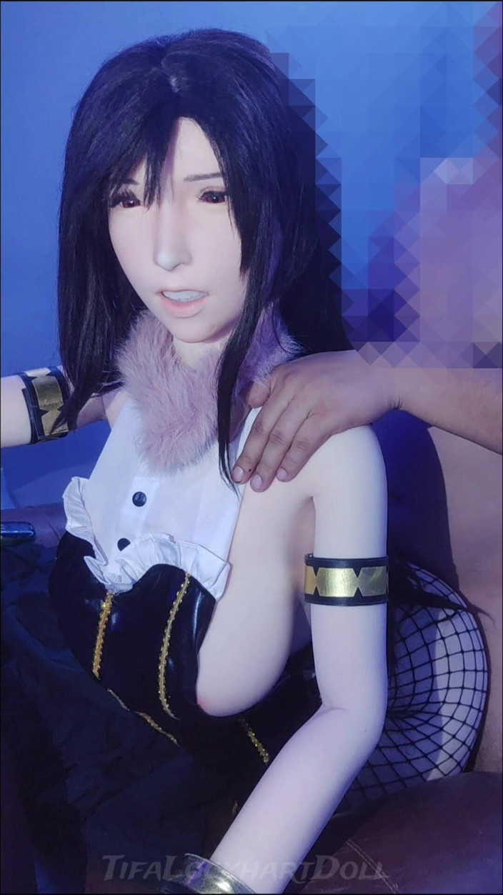 Tifa Lockhart doll: После темноты в Honey Bee Inn, Tifa's Buzzing для тебя!