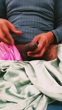 Porno de branlette en satin et soie - éjaculation sur un salwar vert et soyeux de bhabhi 82