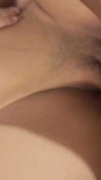 Varför kommer den äldre styvbror i styvsysterns mun? - Oral creampie