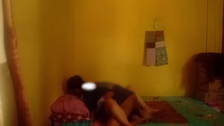 Famly sex: Teenage Girl in College in Entot at Her House When...