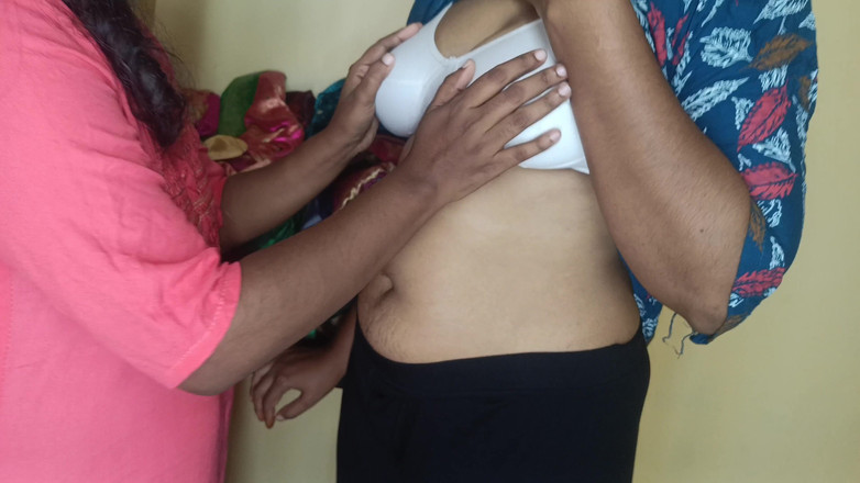 Laxi ammu: Студентка-лесбіянка зі своєю зведеною сестрою