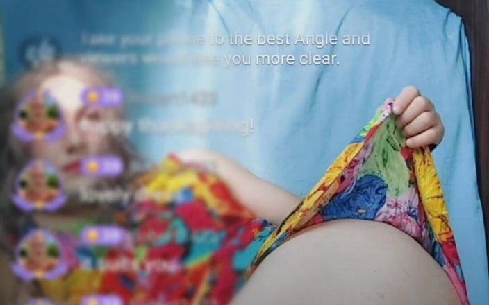 Ladyboy Kitty: Heißer hintern Femboy auf Live-cam-show blumenvolles kleid
