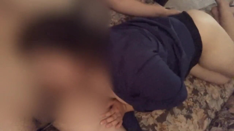 Mexicasero: Ibu tiri memberikan saya blowjob dan membenarkan saya merakamnya