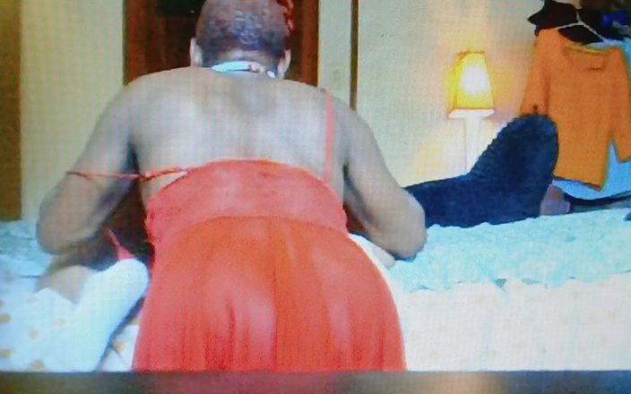 Kimbilly: Kim Kay et une grosse bite noire se mangent le...