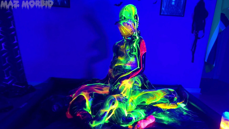 KinkyFemdomTV: UV Fisting Berganda Gimpy basah dan kucar-kacir dengan Patricia X