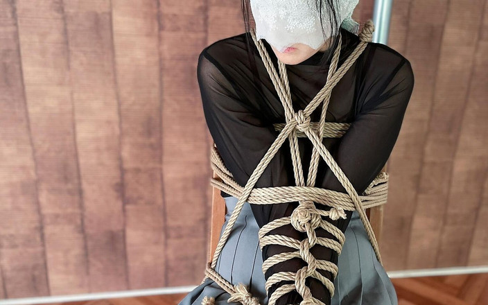 ushirosugatanomiki: Situation: Escape From the Ropes "while the Perpetrator Is Away"