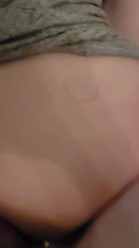 Vedere la persoana 1 cu soție amatoare care cerșește sex anal.