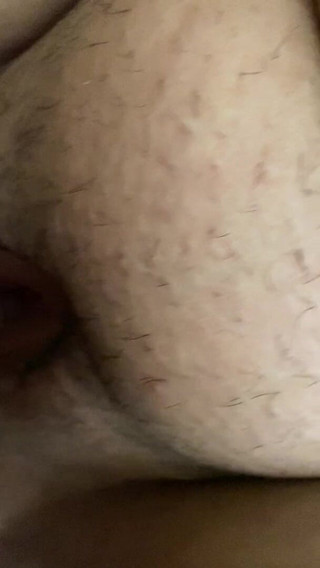 B0mbTac0: 장난감을 사용하는 동안 섹스하는 육덕 아마추어 마누라