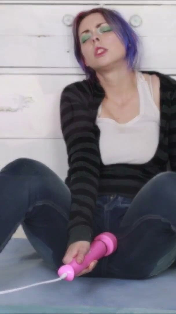 Kimberly X: Jeans azuis mijando